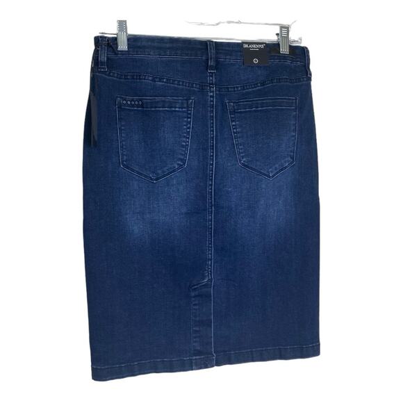 BLANK NYC Blue Denim Pencil Skirt With Back Slit NEW Size 27 - Picture 2 of 7